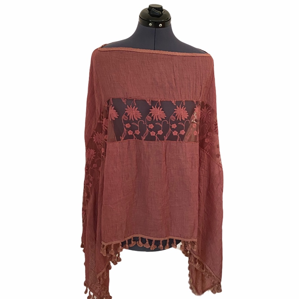 2/$25 sale Pink lace poncho